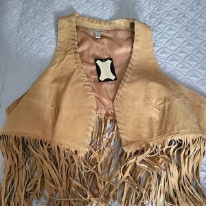 Boho Fringe Tan Vest- tag says XL but fits more like a s/n
